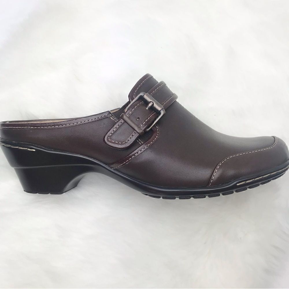 Sofft Chocolate Brown Leather Slip On Clog Shoes- Like New